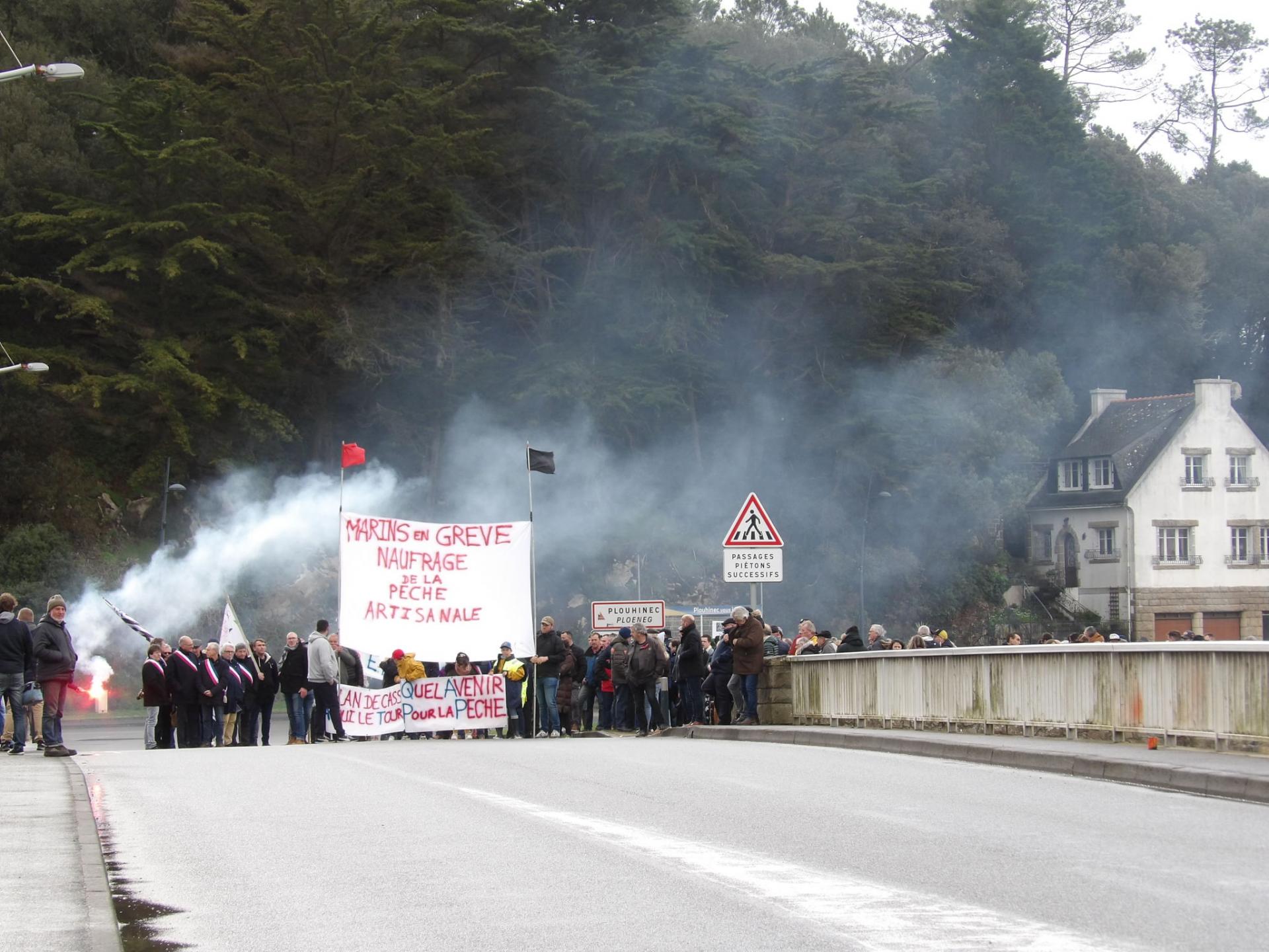 230401 marche soutien f